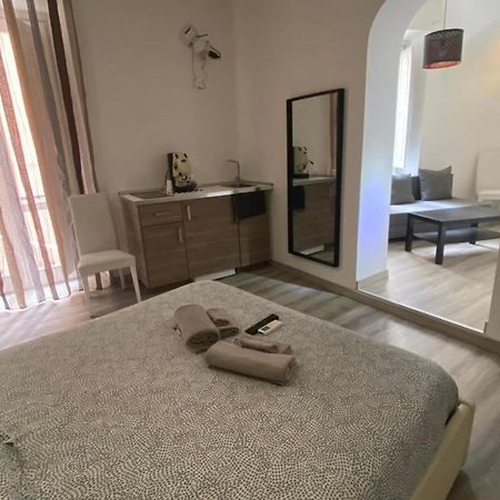 Petros Room Camere Salerno Exterior photo