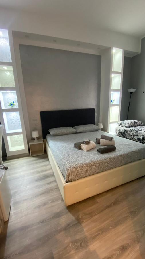 Petros Room Camere Salerno Exterior photo